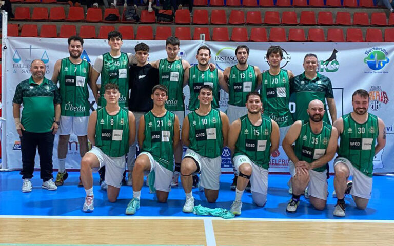 Amplia victoria en casa del Úbeda Viva de baloncesto